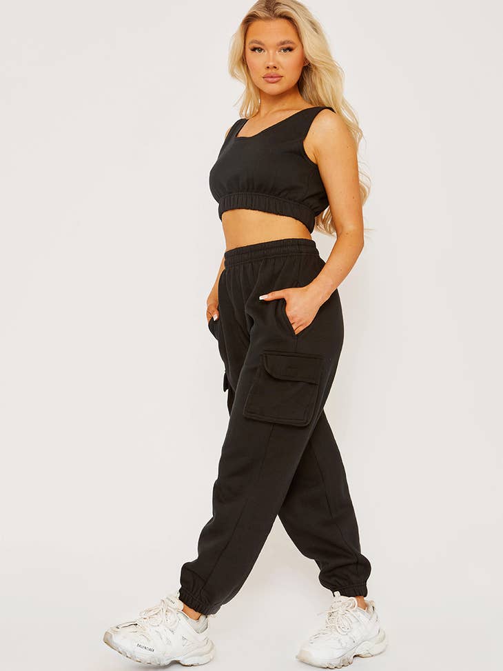 Yarzio Crop top & Cargo joggingbroek met fleeceprint