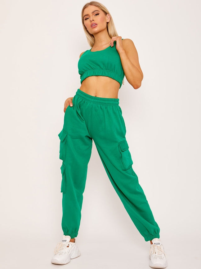 Yarzio Crop top & Cargo joggingbroek met fleeceprint