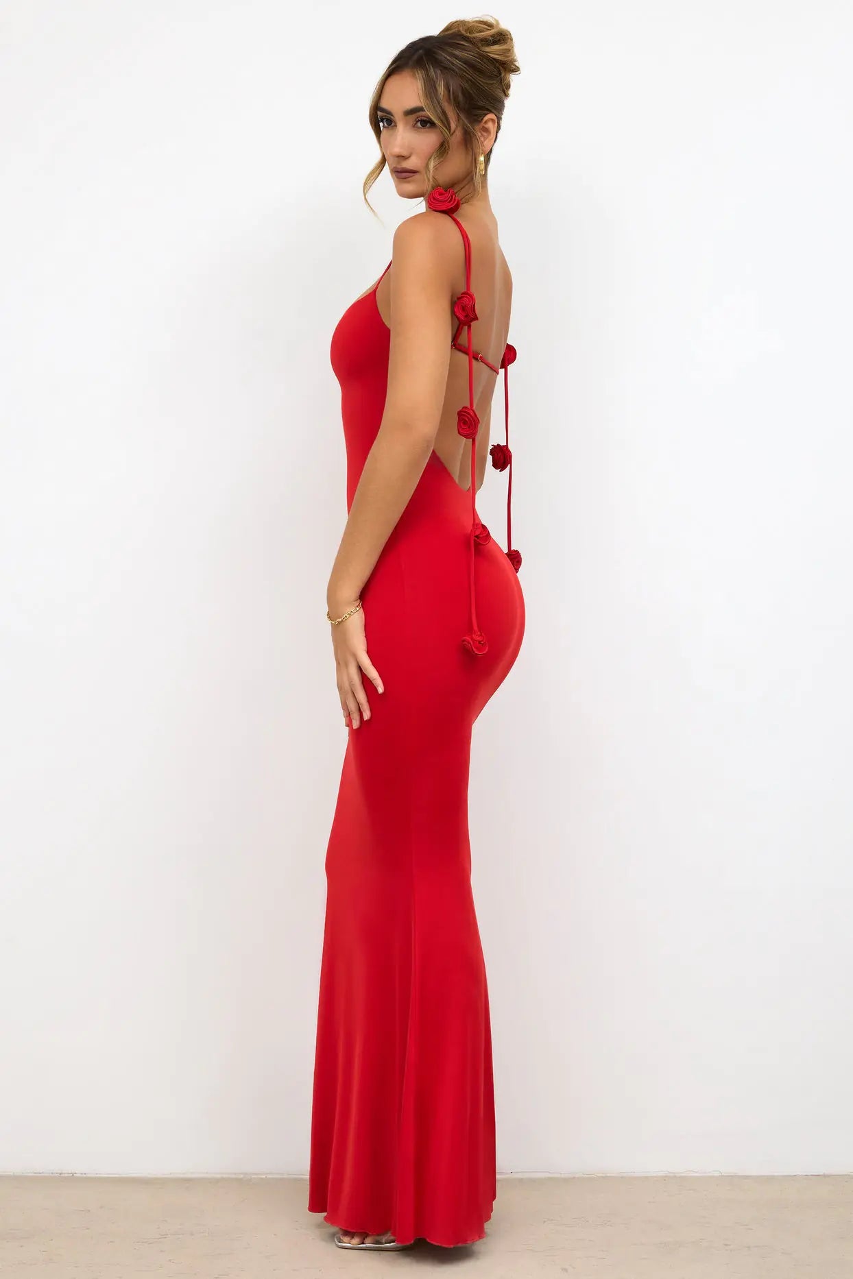 Yarzio Spaghetti Backless Dress